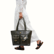 Load image into Gallery viewer, BEDOUIN 04 TOTE BAG
