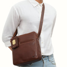 Load image into Gallery viewer, RAMBLER 01 CROSSBODY
